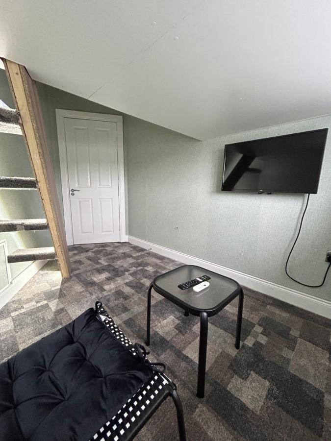 Lucid Magic Dream Apartment Limerick Exterior photo