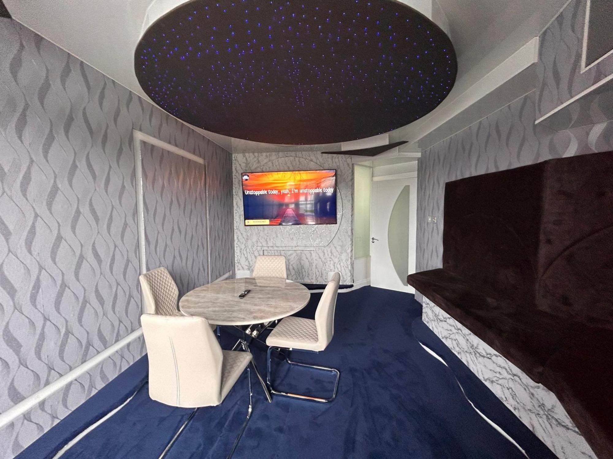 Lucid Magic Dream Apartment Limerick Exterior photo